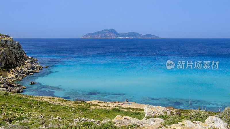 Cala Rossa, Favignana最好的海滩之一，Egadi群岛(意大利西西里岛)的主岛